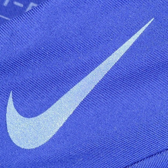Nike Element Running 1/2 Zip Top Womens Size Medium Blue Thumb Holes - Picture 6 of 11